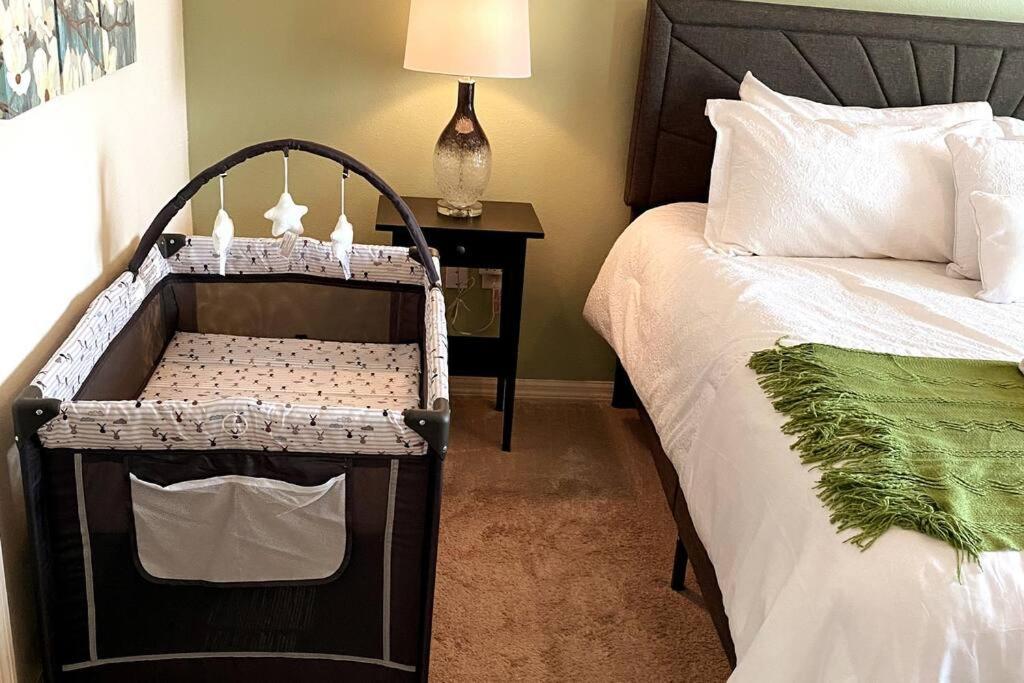 Super Comfy And Spacious 3 Bedroom 10 Minutes From Disney, With Major Shopping 4 Minutes Away Kissimmee Esterno foto