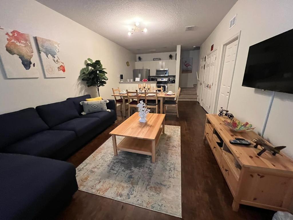 Super Comfy And Spacious 3 Bedroom 10 Minutes From Disney, With Major Shopping 4 Minutes Away Kissimmee Esterno foto